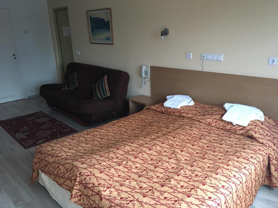 Carolina Hotel ปาร์นู ภายนอก รูปภาพ